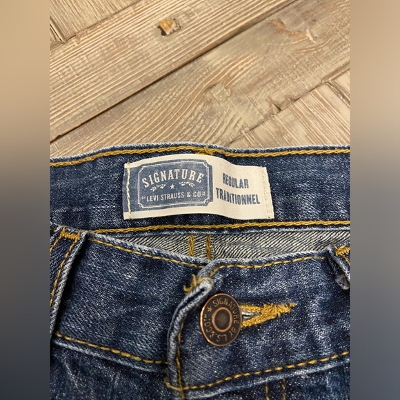 Jeans - Picture 2 of 6